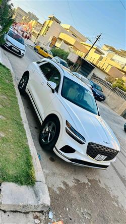 جنسس GV70